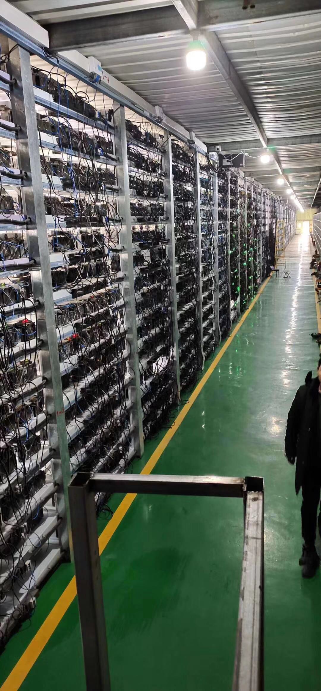 矿场比特币矿机配置(比特币矿机需要哪些配置)