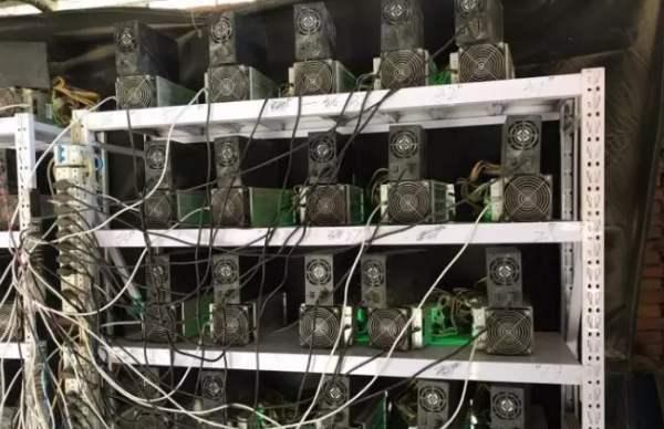 比特币挖矿机功率(比特币挖矿机功率多少)
