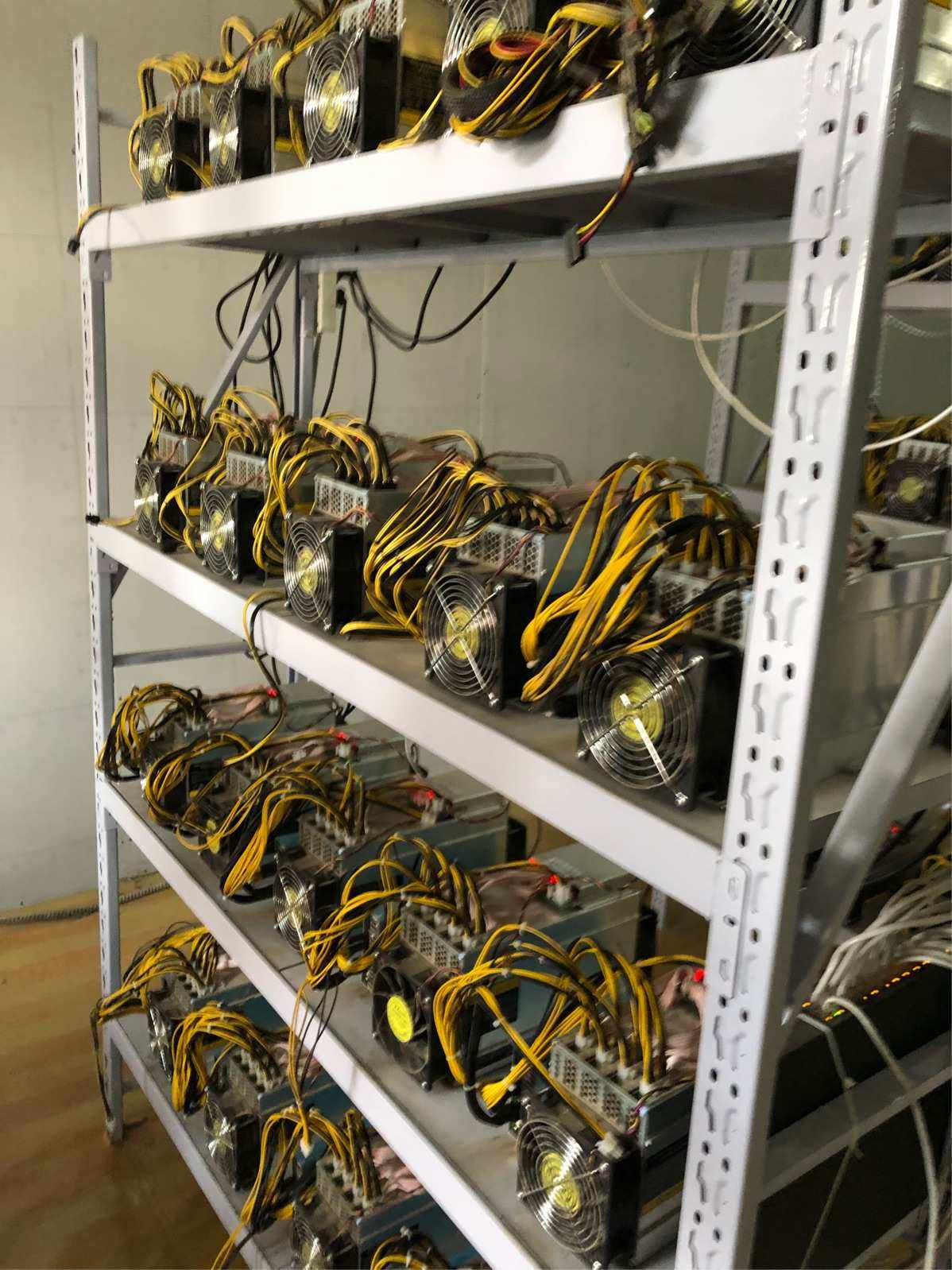 比特币矿场选址要求(比特币矿场建方案工程)
